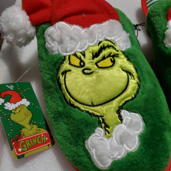 9/10 Size Grinch SLIPPERS Christmas MENs  Slippers 3D Embroidered Applique - Picture 2 of 5